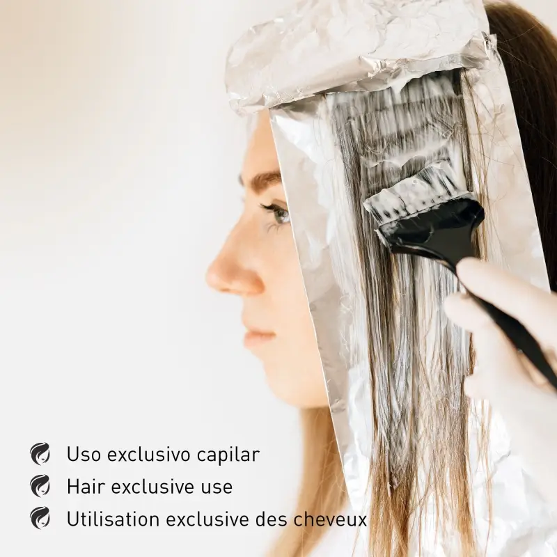 COOL BLONDE. POUDRE DÉCOLORANTE_BLEUE. 7 tons